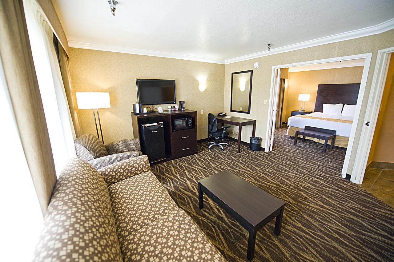 Hotel D'Lins Ontario Airport Luaran gambar