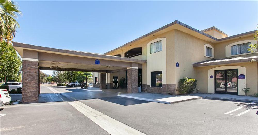 Hotel D'Lins Ontario Airport Luaran gambar
